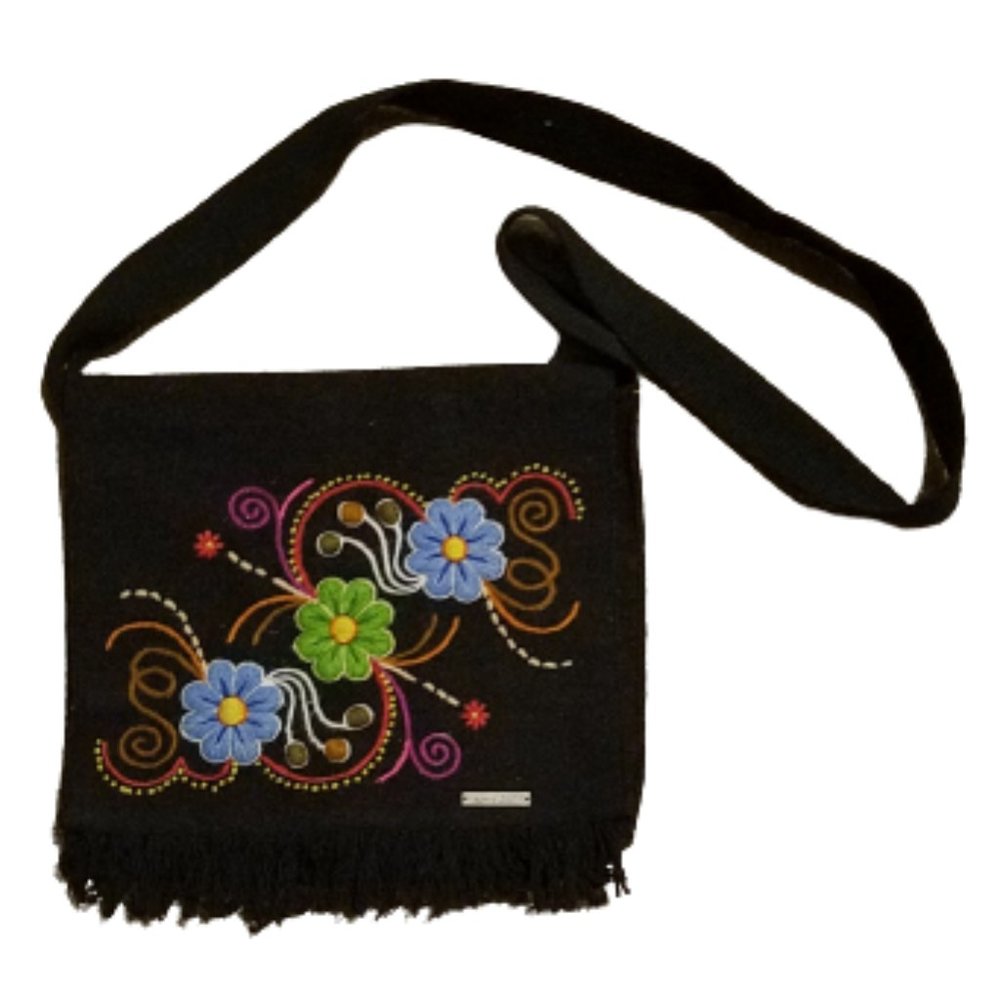 Alma Soul Made in Peru Lambswool Satchel Purse Shoulder Bag Black Embroidered
